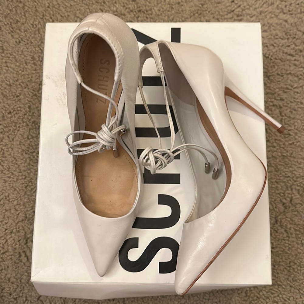 Schutz Thamille White Pump